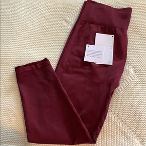 Fabletics Seamless High Waisted Capri